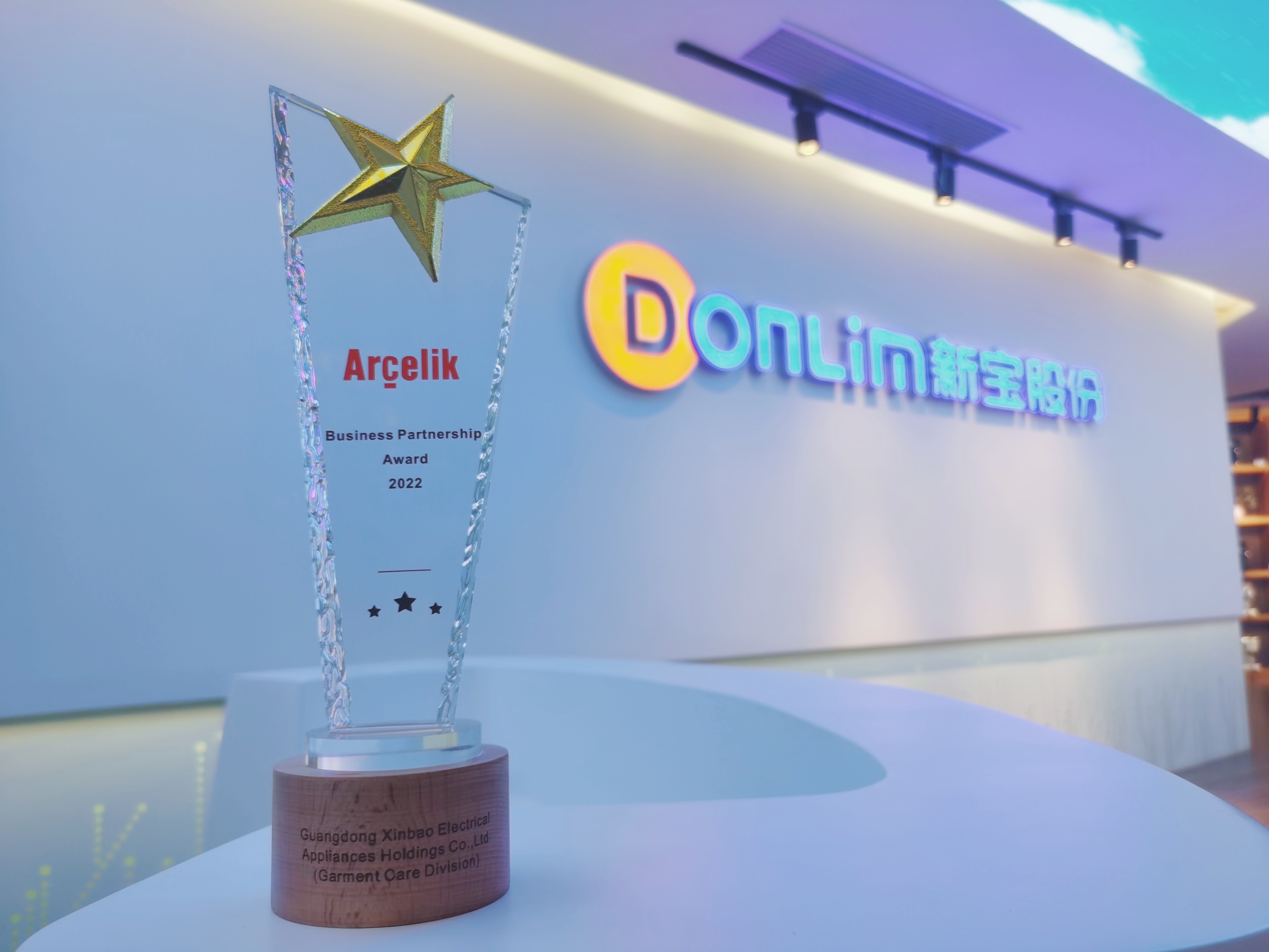 �Ϲ�NG��28(����)����Ʒ��ʵ�����޹�˾